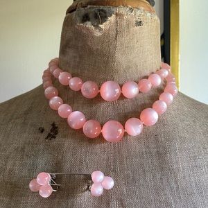 VTG ‘60s Richelieu Pink Pearl Double Strand Necklace & Earrings